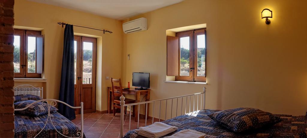 Agriturismo Passo Dei Briganti Агридженто Стая снимка